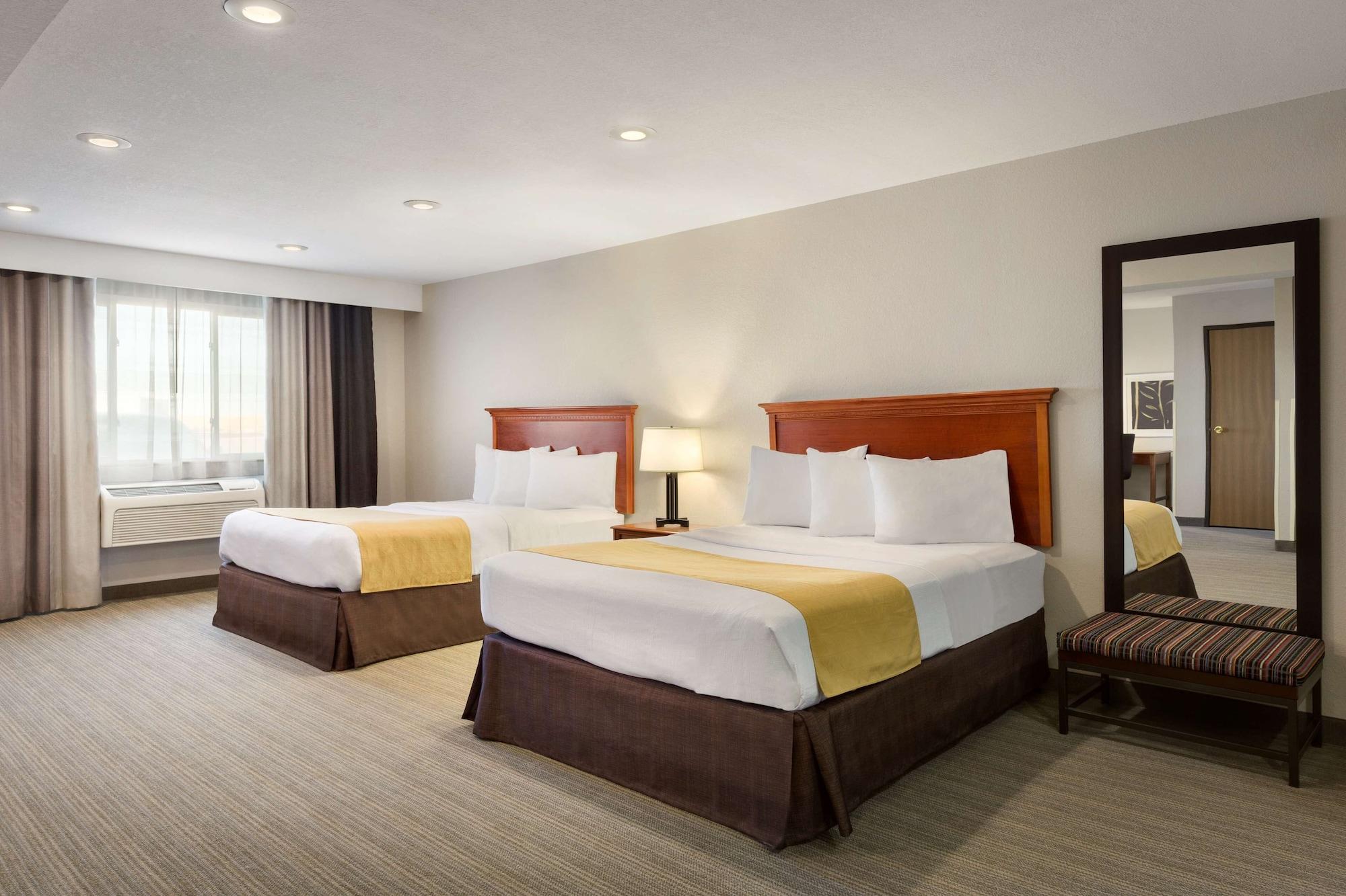 Country Inn & Suites By Radisson, Sidney, Ne Bagian luar foto