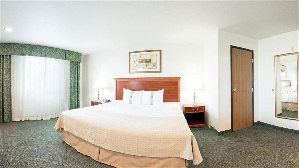 Country Inn & Suites By Radisson, Sidney, Ne Bagian luar foto