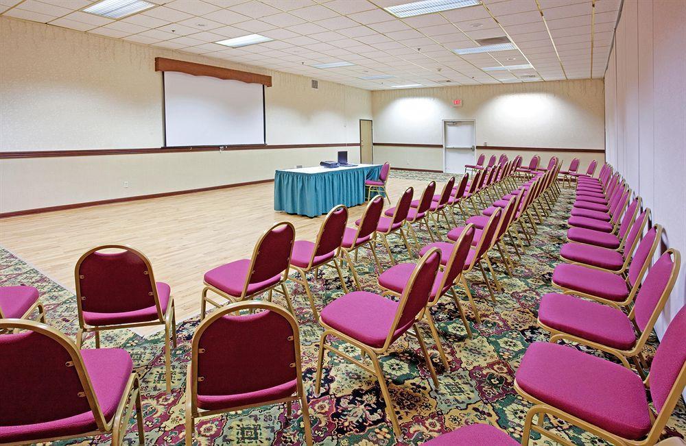 Country Inn & Suites By Radisson, Sidney, Ne Fasilitas foto