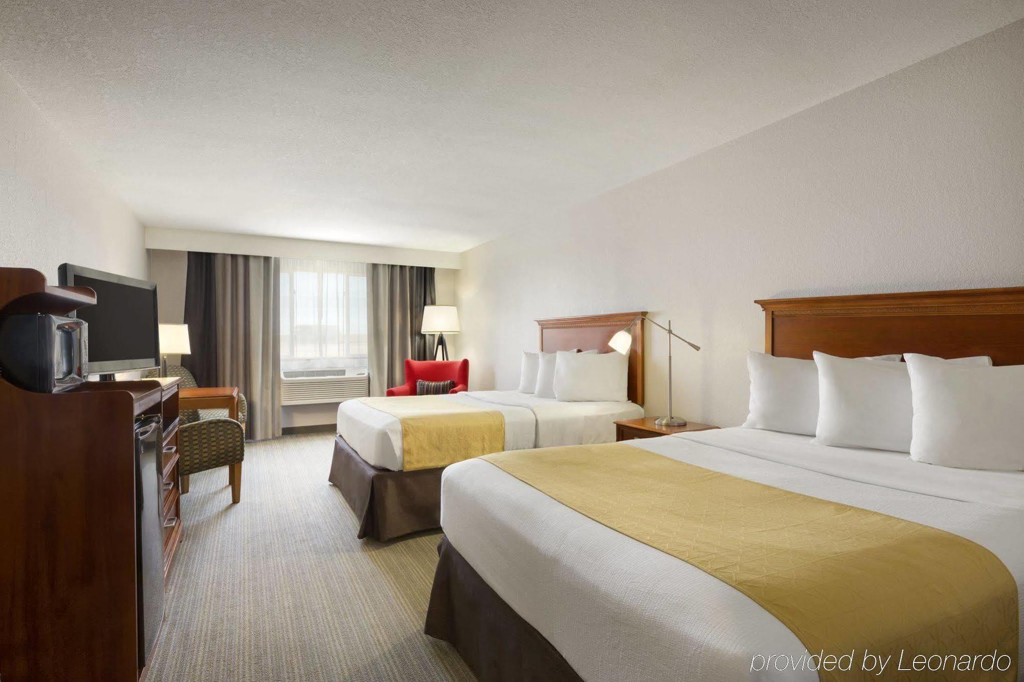 Country Inn & Suites By Radisson, Sidney, Ne Bagian luar foto
