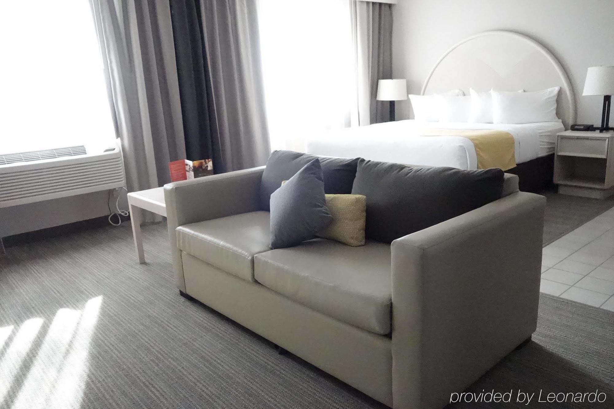 Country Inn & Suites By Radisson, Sidney, Ne Bagian luar foto