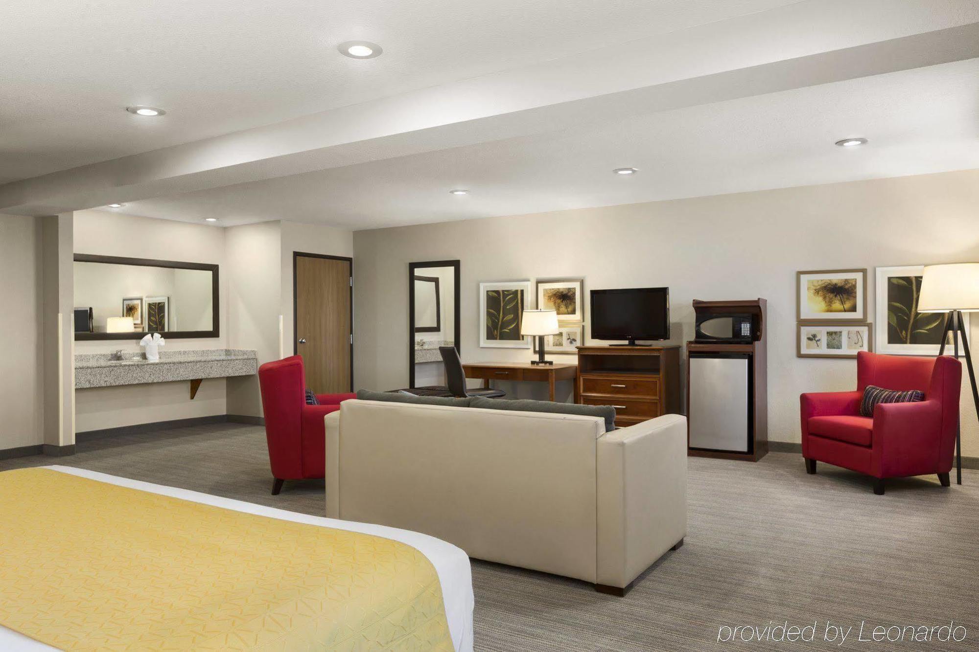 Country Inn & Suites By Radisson, Sidney, Ne Bagian luar foto