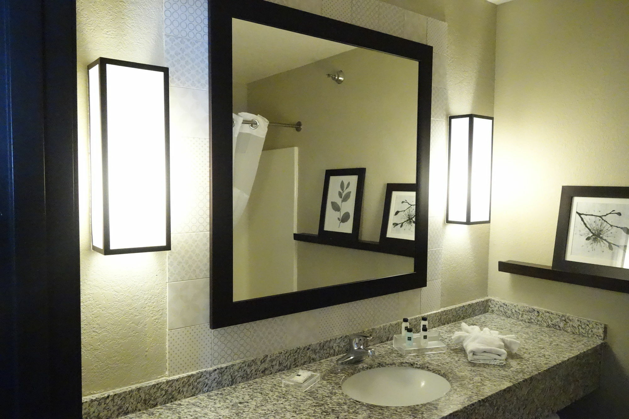 Country Inn & Suites By Radisson, Sidney, Ne Bagian luar foto